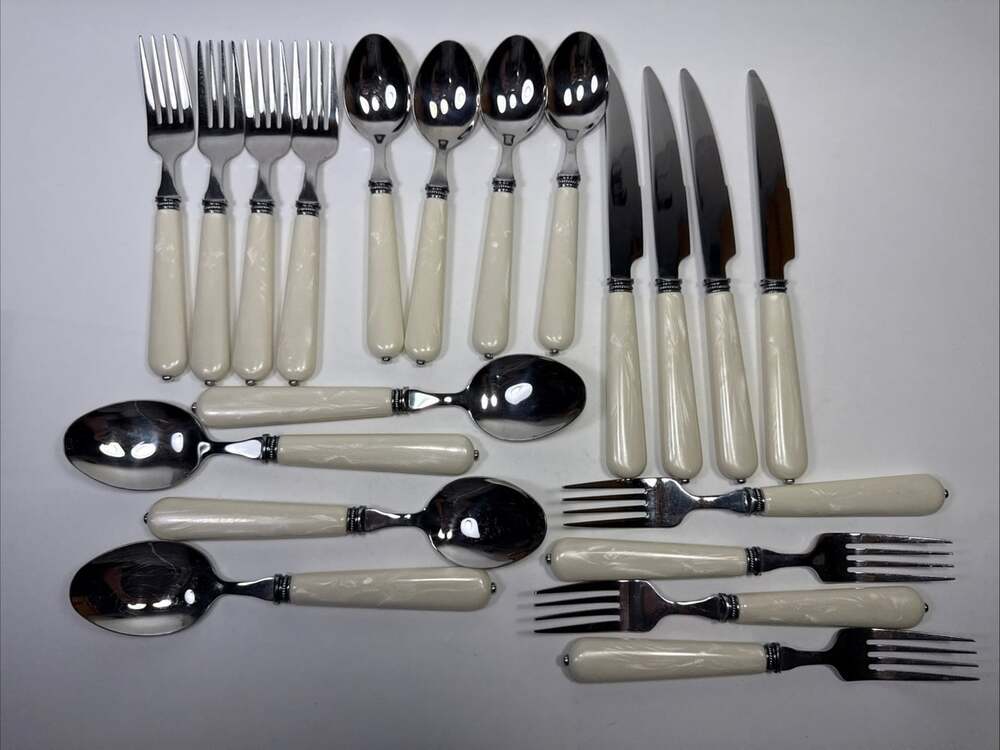 Vtg GH Stainless Flat Ware Cutlery Setting For 4 Pearl Handle
